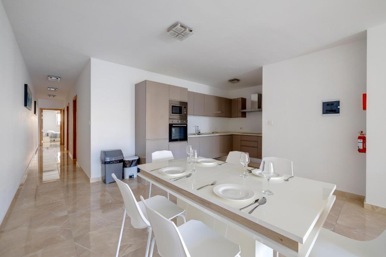 Marvellous 3Br Apartment In Central St Julians Saint Julian's 外观 照片